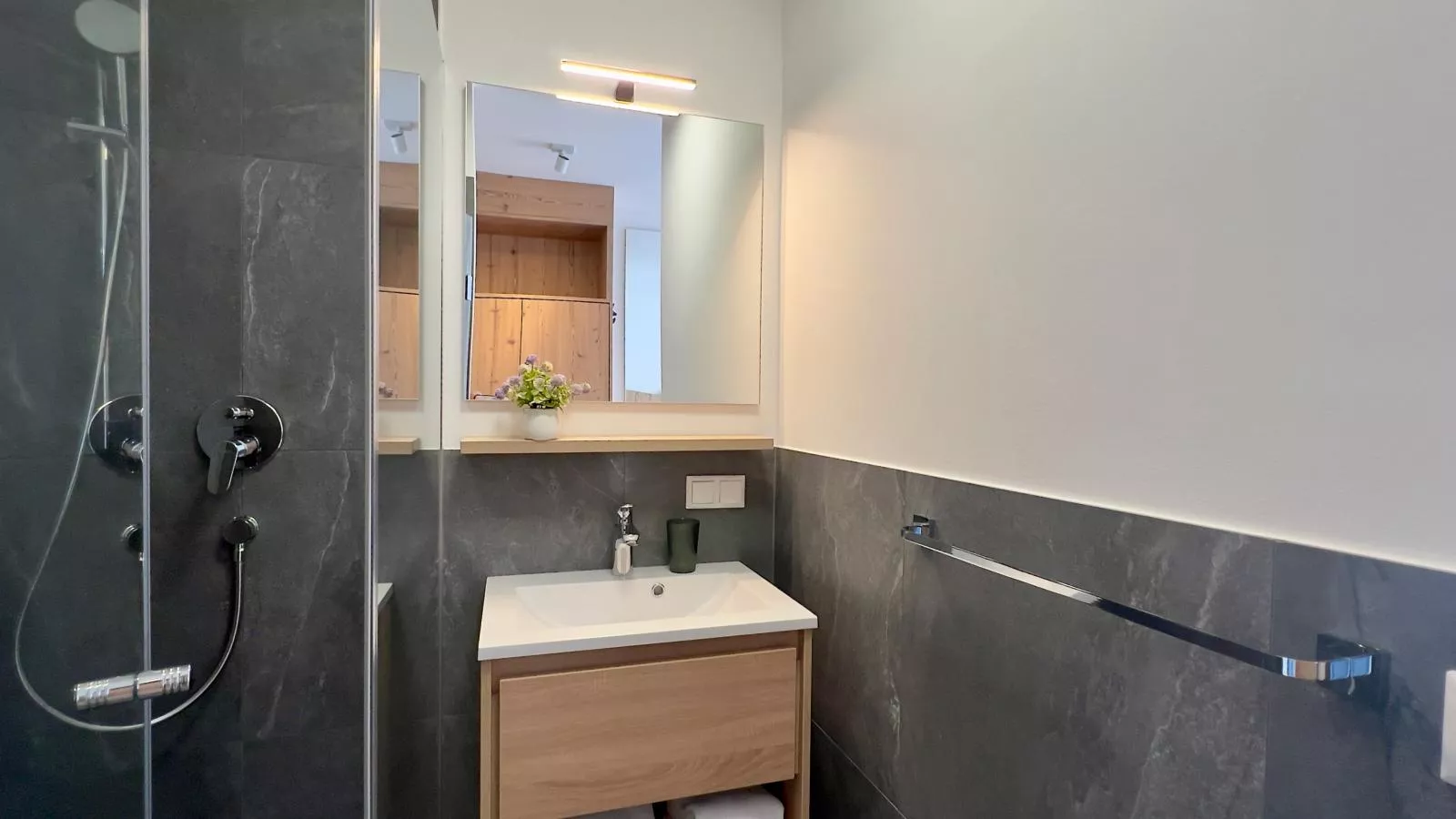 Grebenzen Lodge Edelweiss-Badkamer