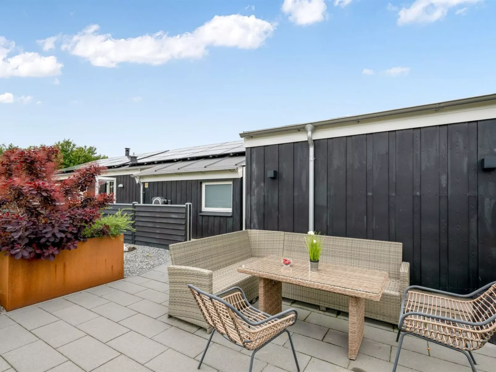 "Noreen" - 1.4km to the fjord