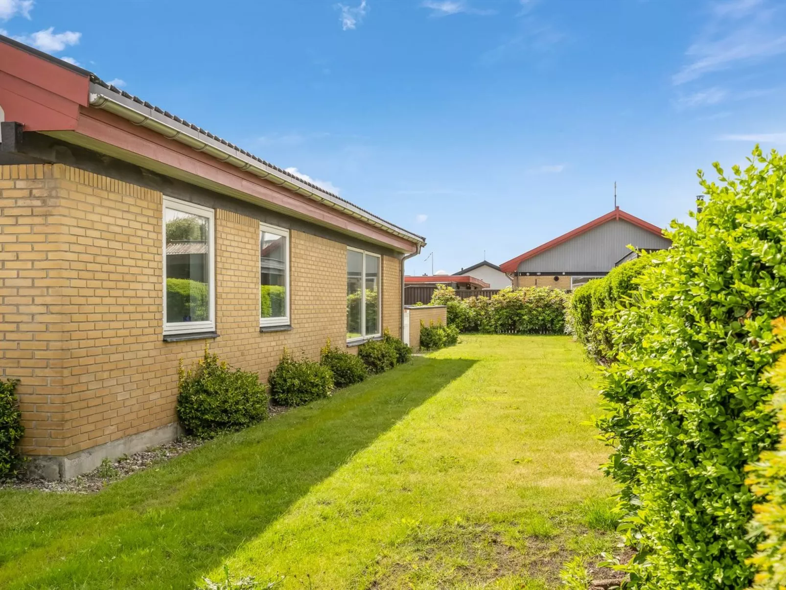 "Elika" - 1.5km from the sea