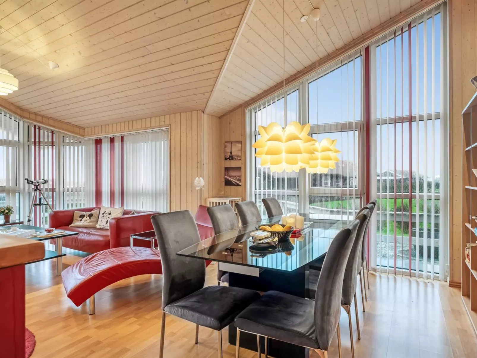 "Fenia" - 350m to the fjord