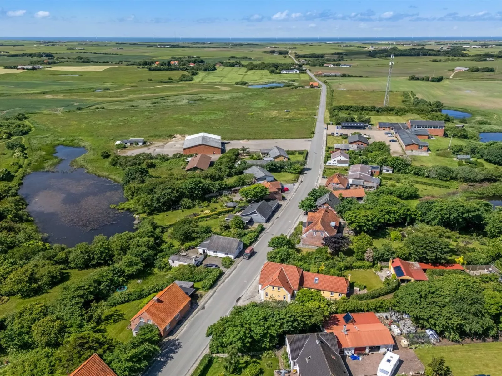 "Kjeld" - 6km from the sea