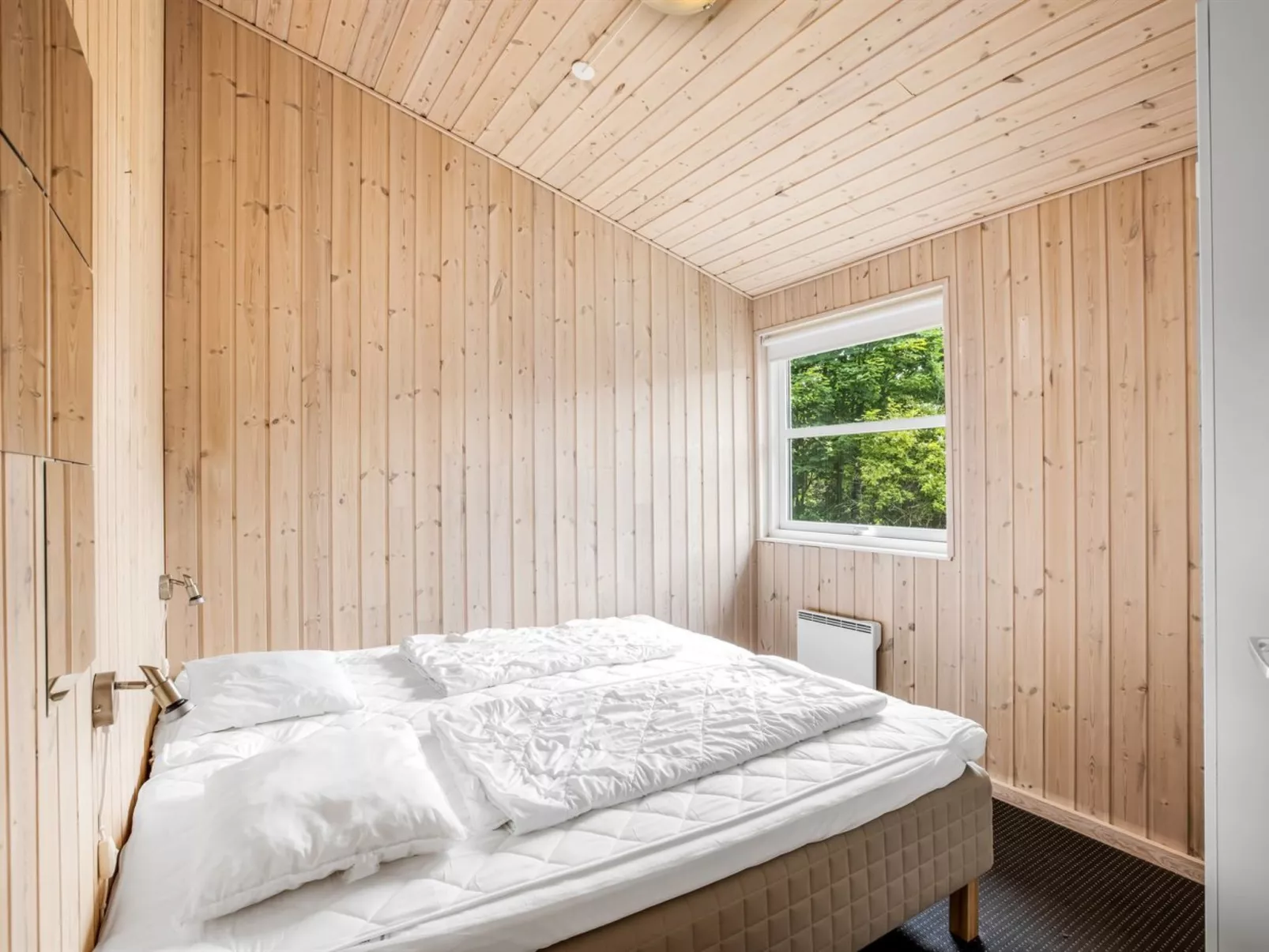 "Felina" -  from the sea