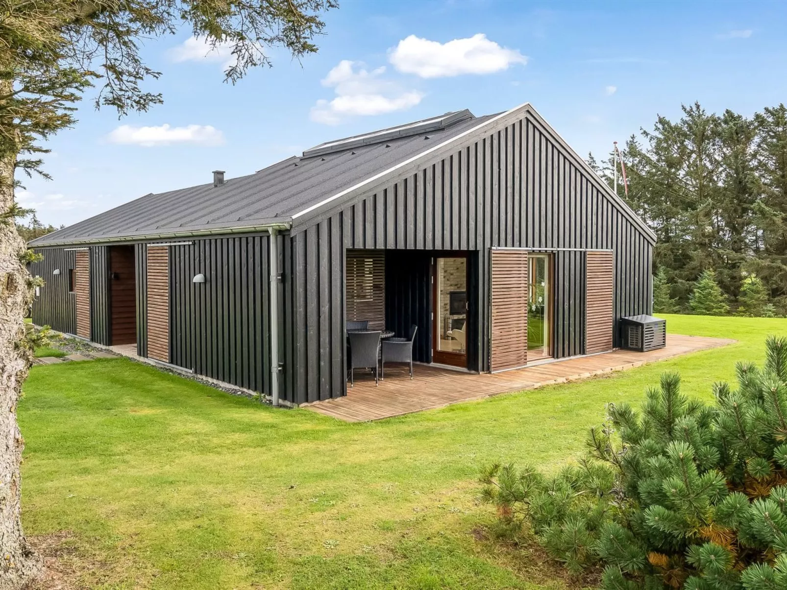 "Algeth" - 758m from the sea