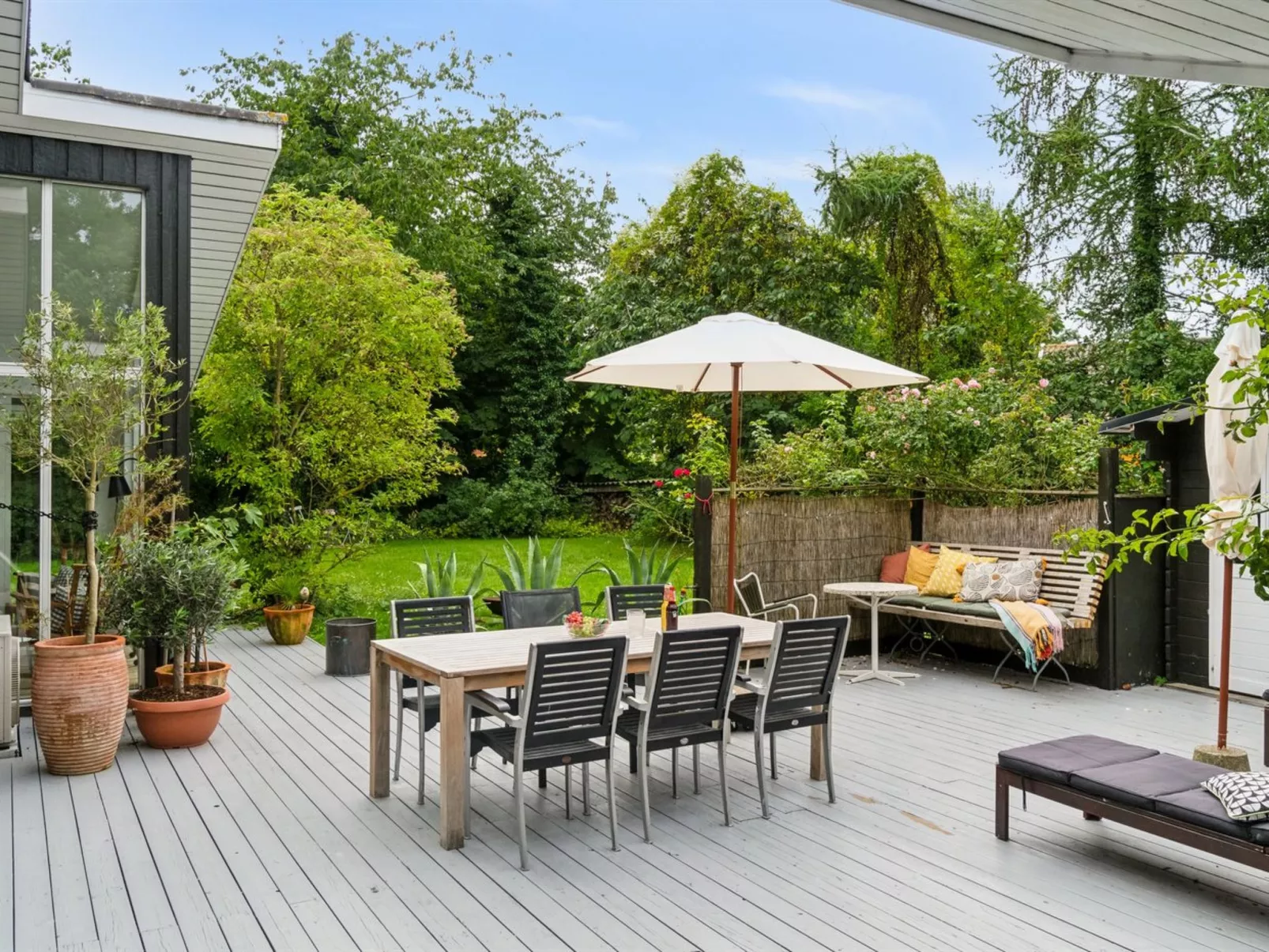 "Ivar" - 150m from the sea