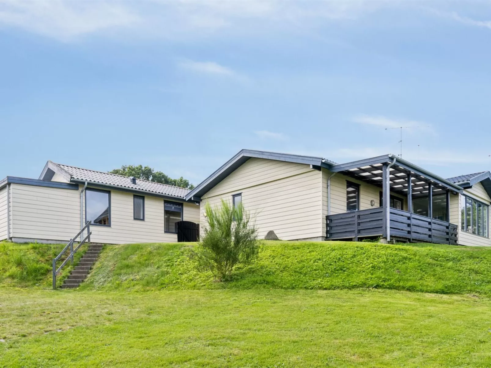 "Eliana" - 300m from the sea