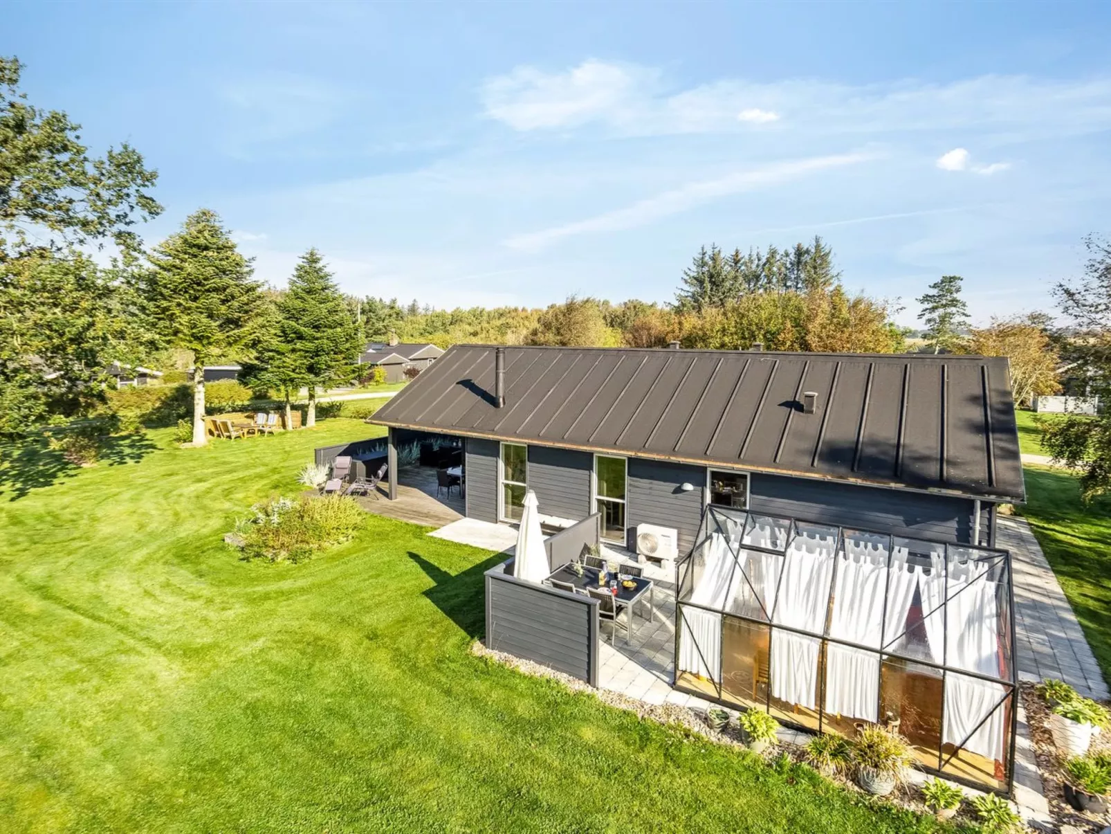 "Carlina" - 700m to the fjord