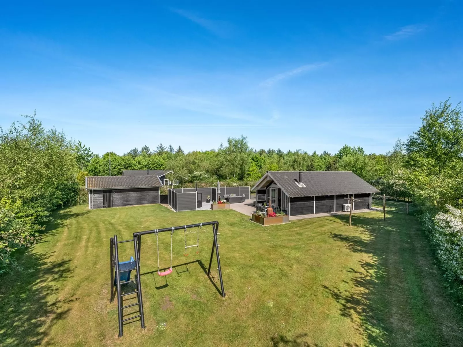 "Kuisma" - 1.1km to the fjord