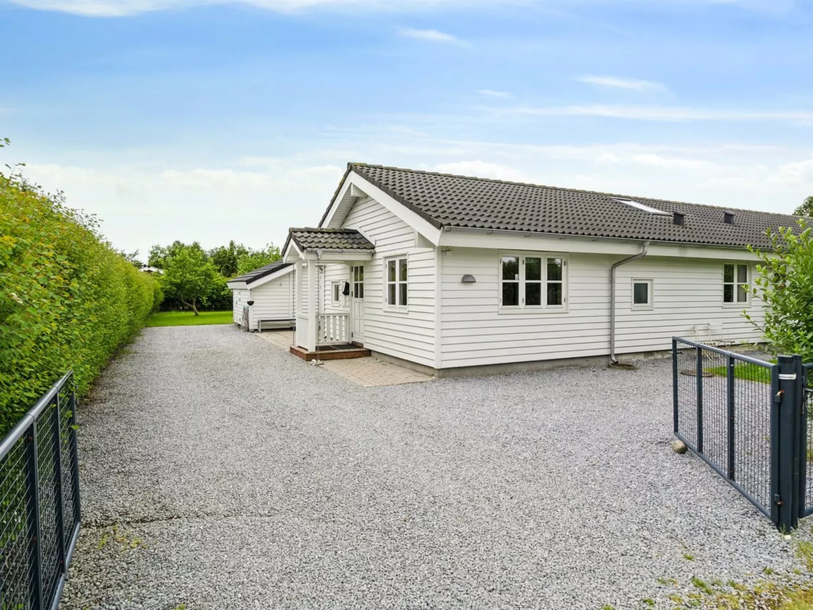 "Andon" - 320m from the sea