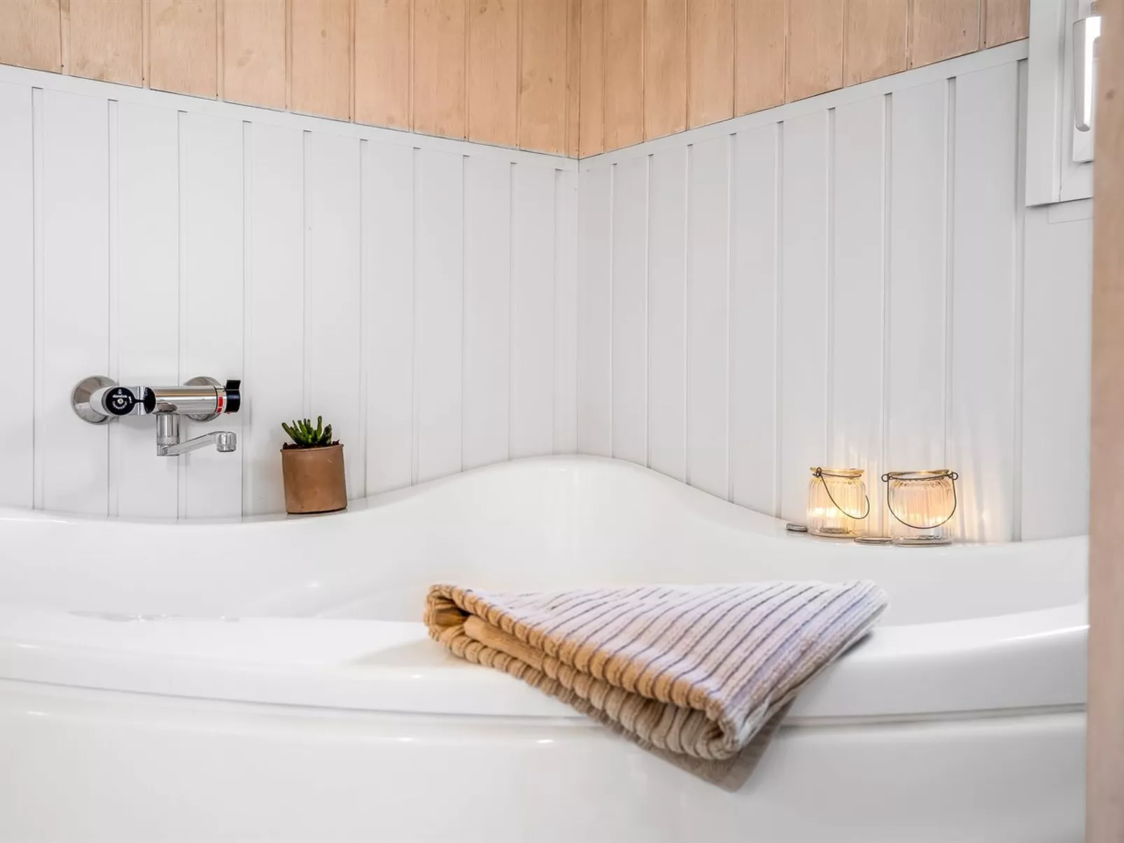 "Henri" - 1.2km from the sea