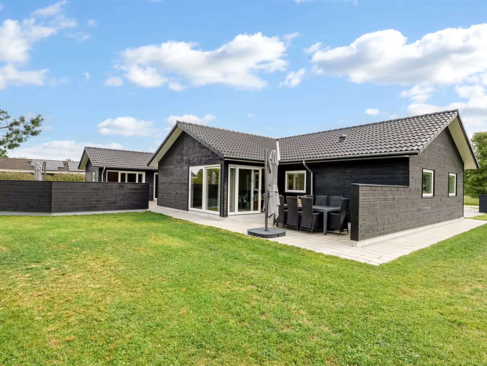 "Frederikke" - 990m from the sea