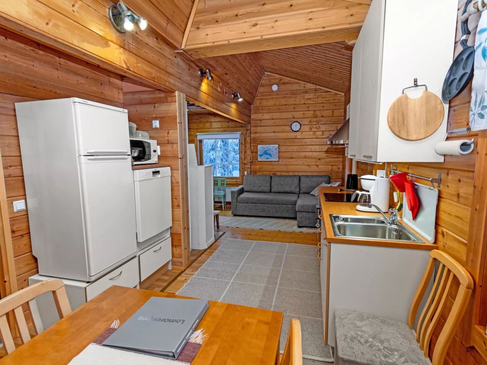 Pohjaslahdentie 17 a