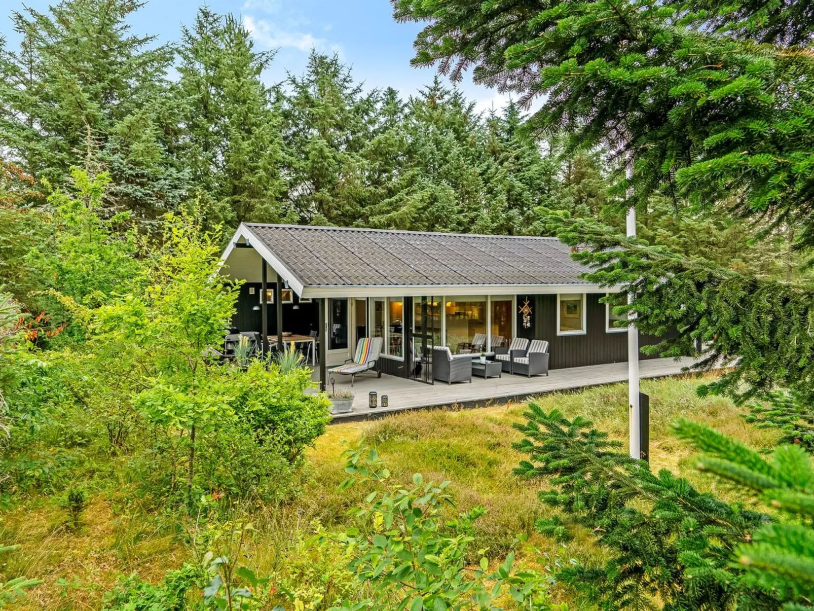 "Elba" - 2.5km from the sea