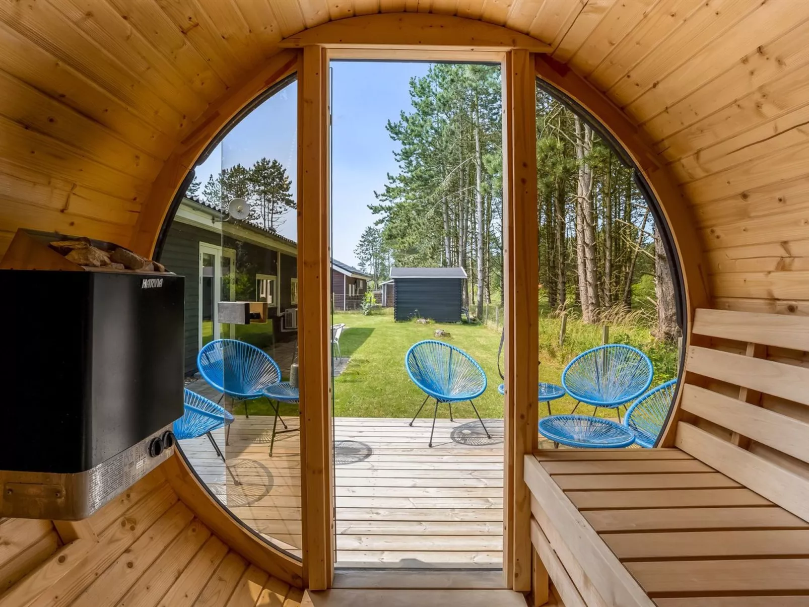 "Helin" - 800m from the sea