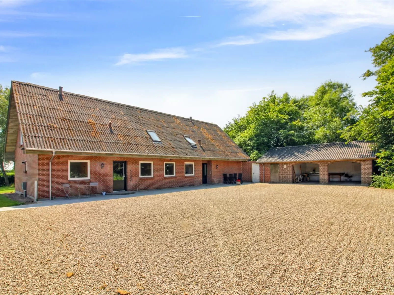 "Drine" - 19km from the sea