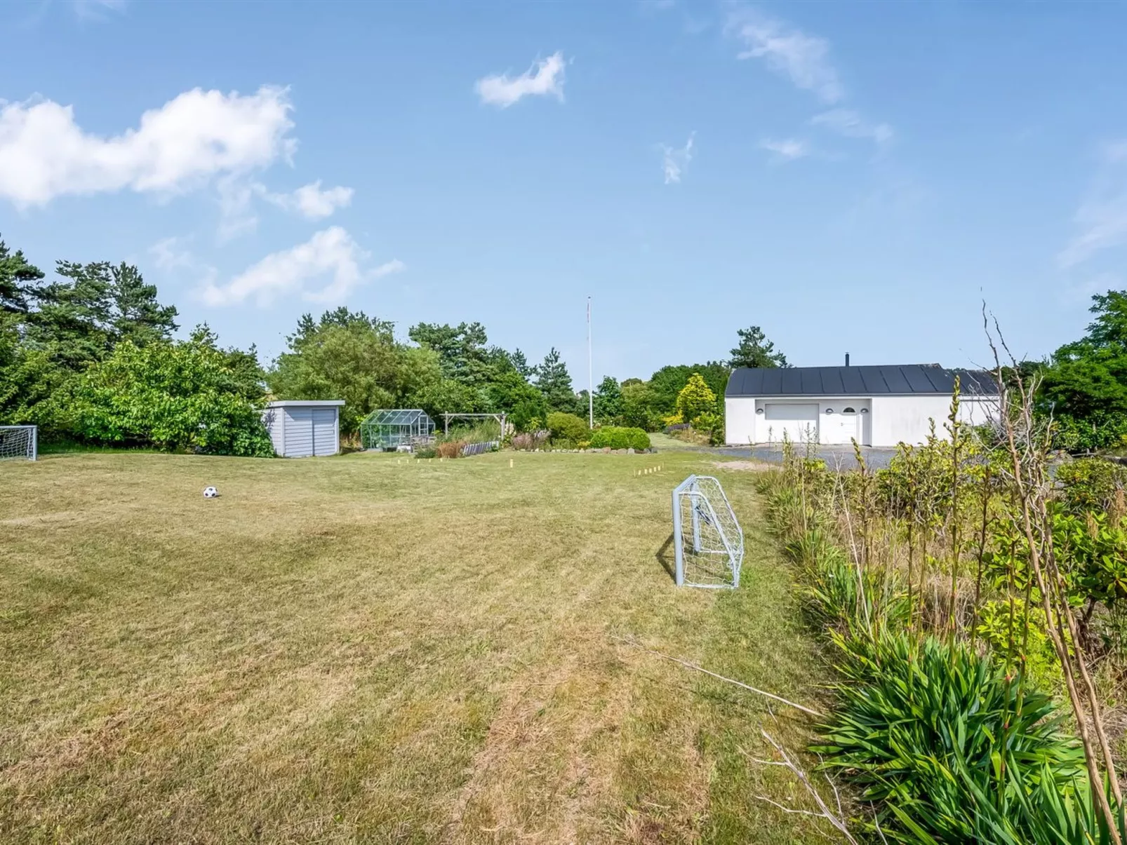 "Idalia" - 600m from the sea-Buiten