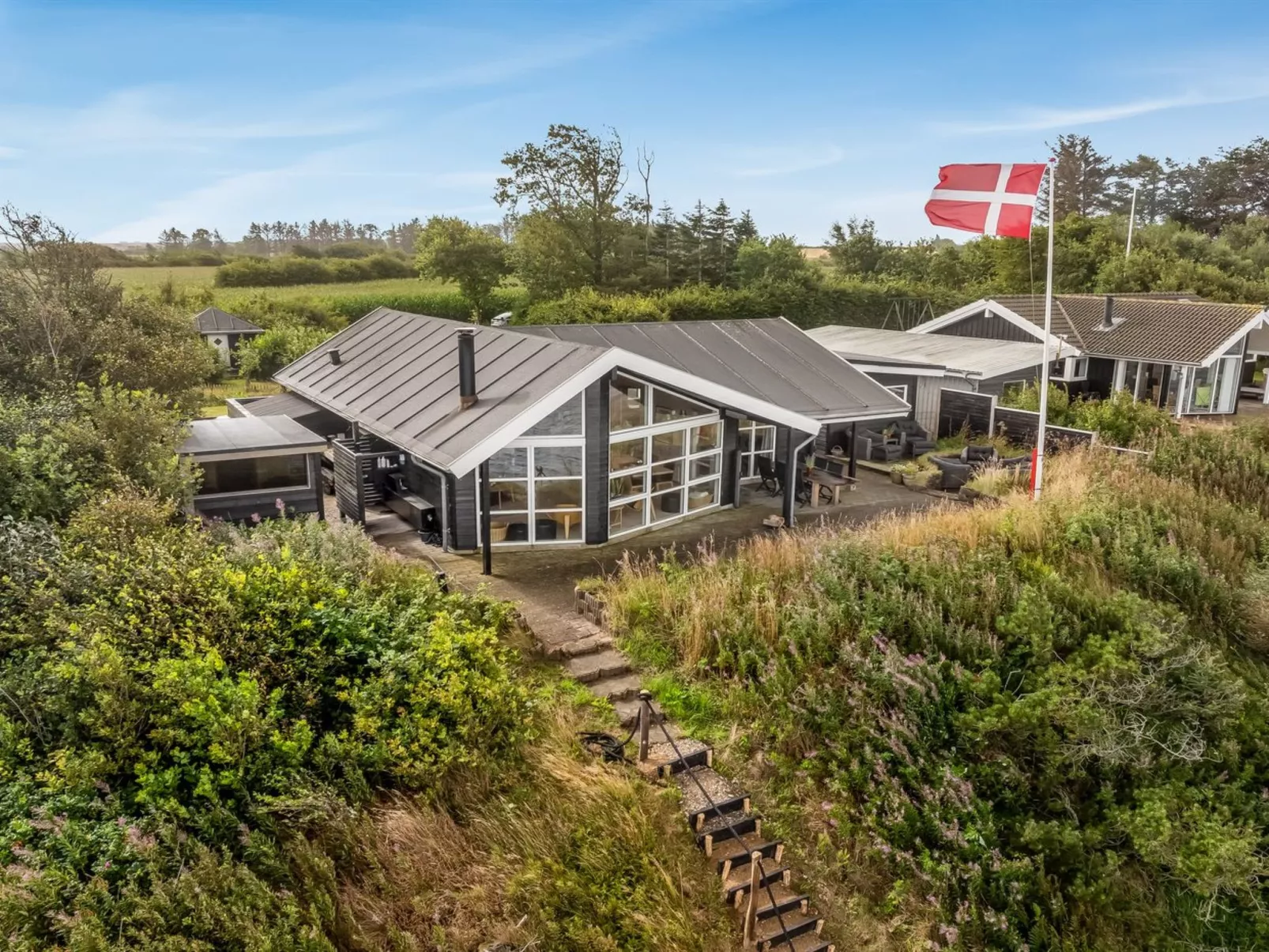 "Diderik" - 20m to the fjord