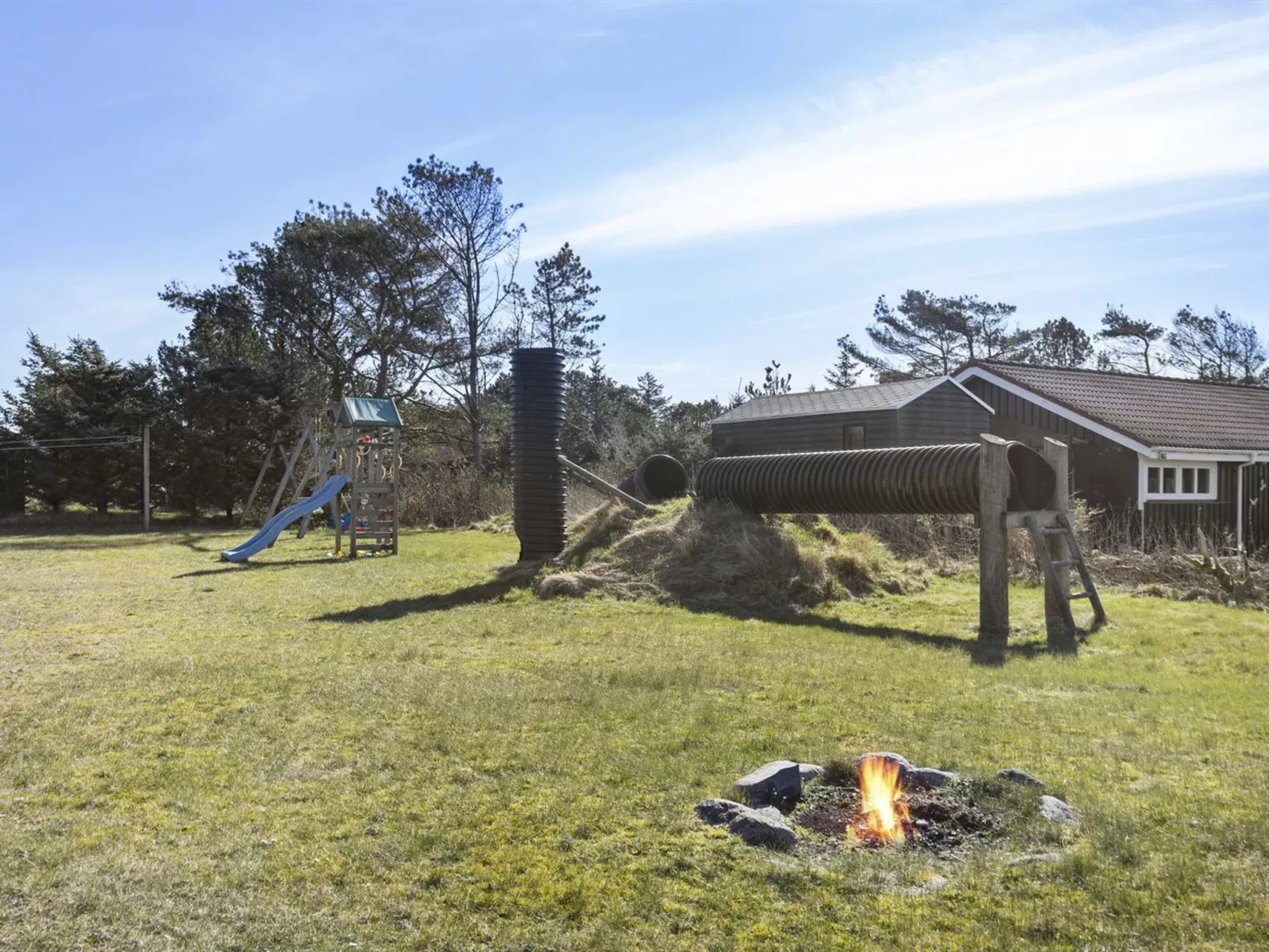 "Ofelia" - 1.2km from the sea