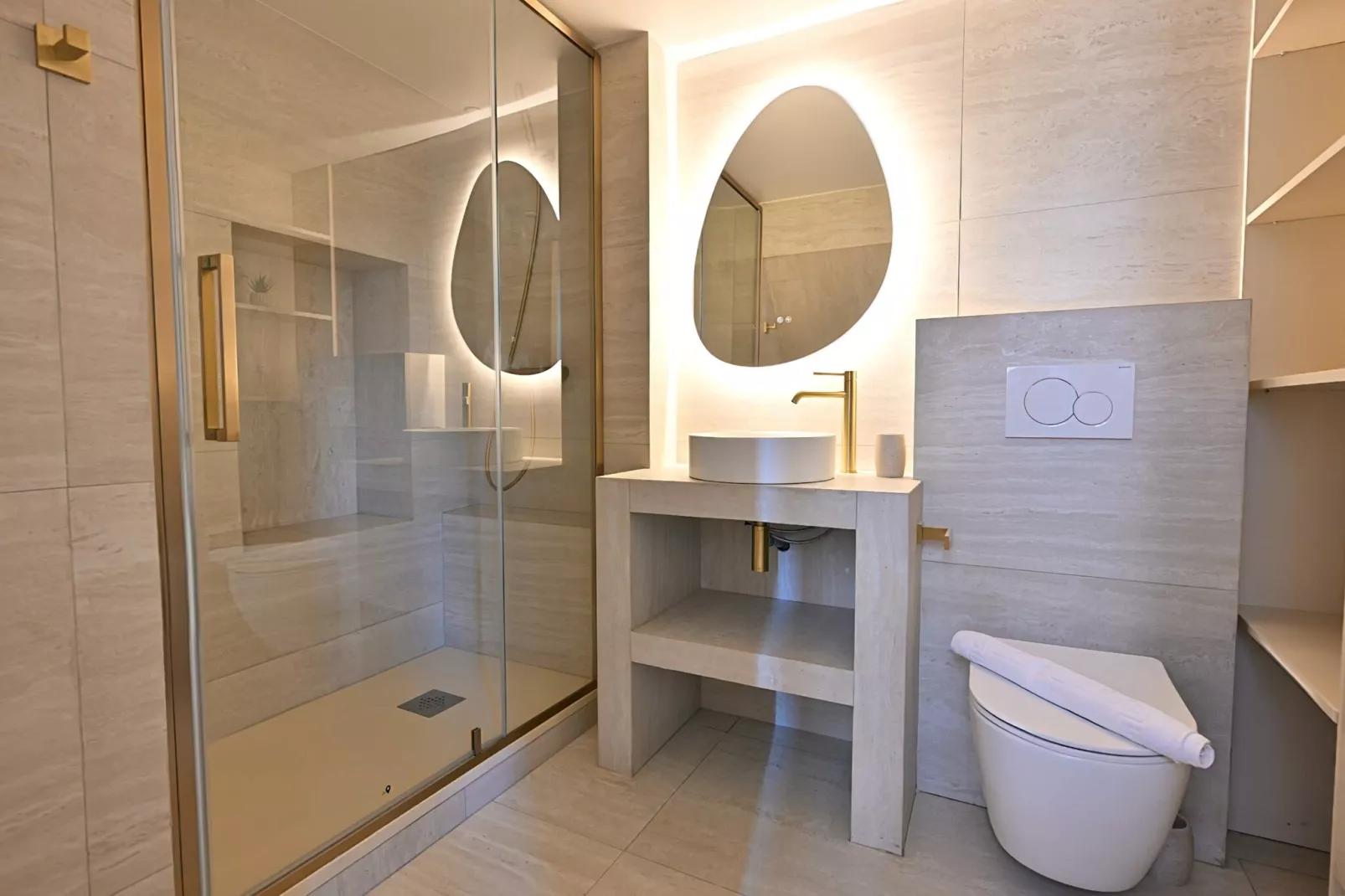 VIEILLE DU TEMPLE MX