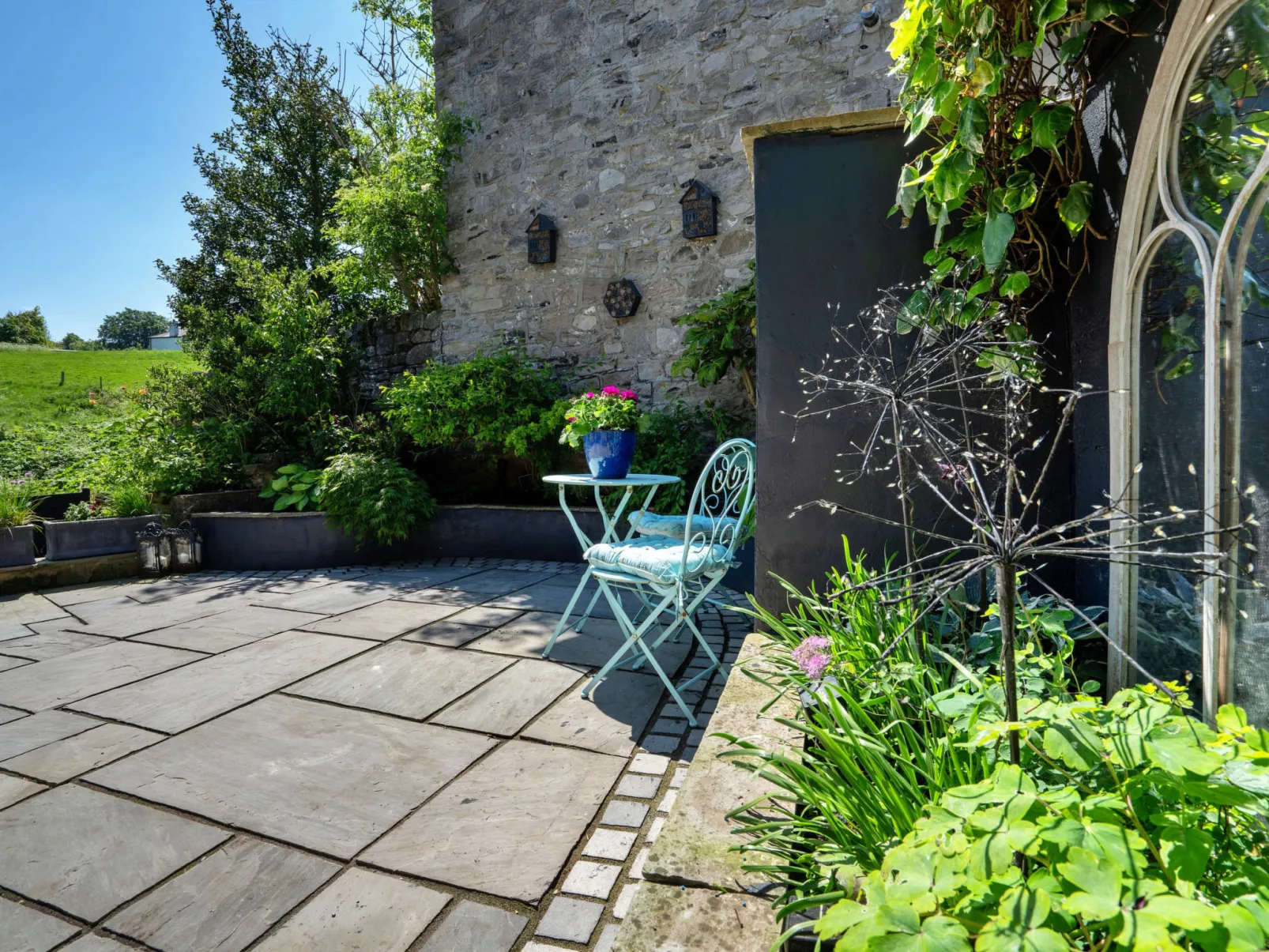 Sisu Bakewell, Limestones Cottage