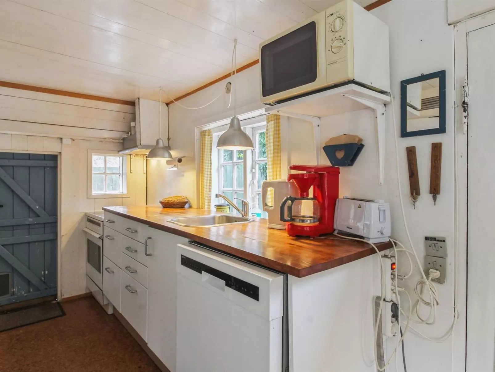 "Thorfrid" - 1km from the sea