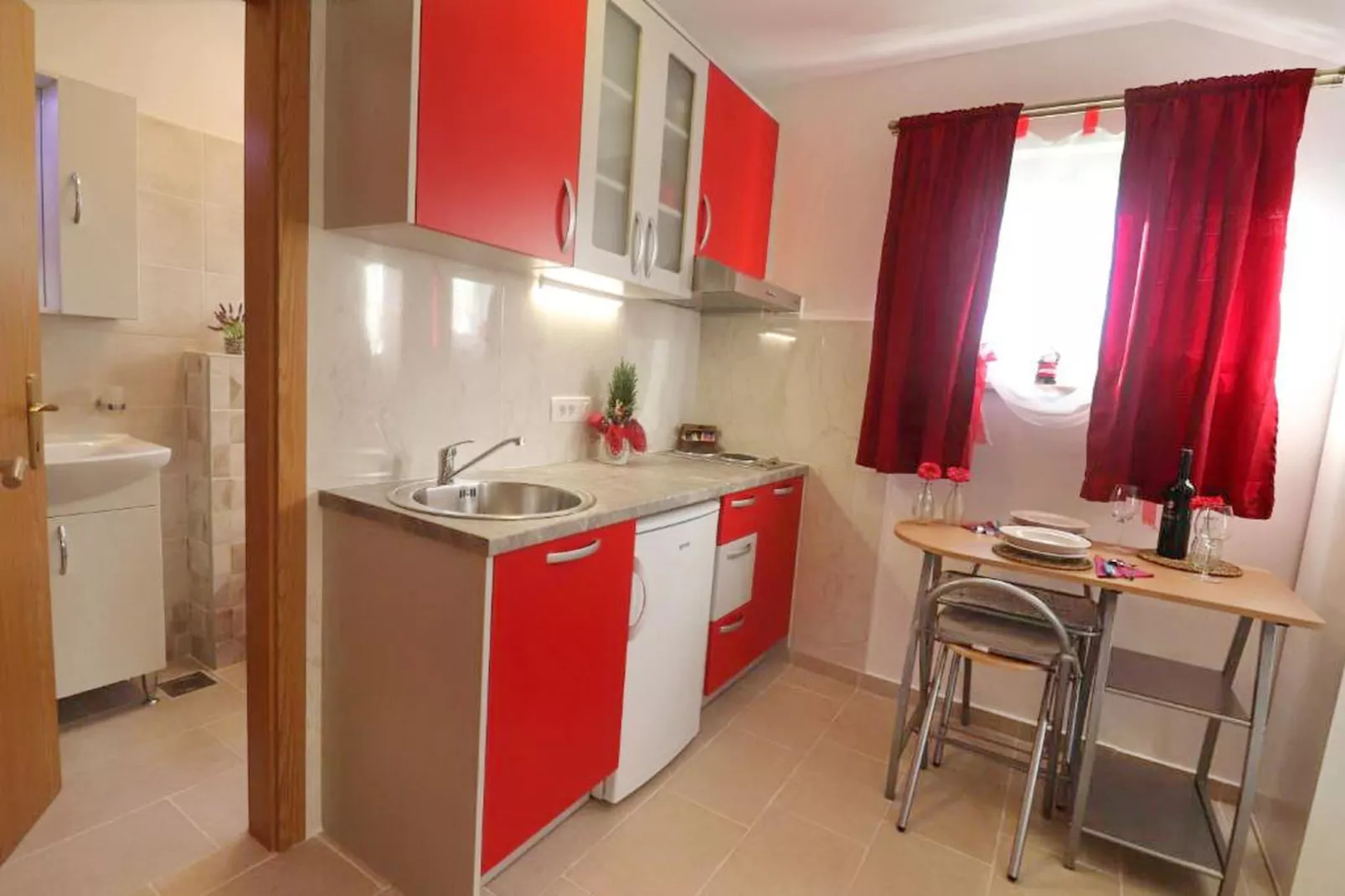 Apartments Clementina Sunrise-Standard Studio Apartment (RED)