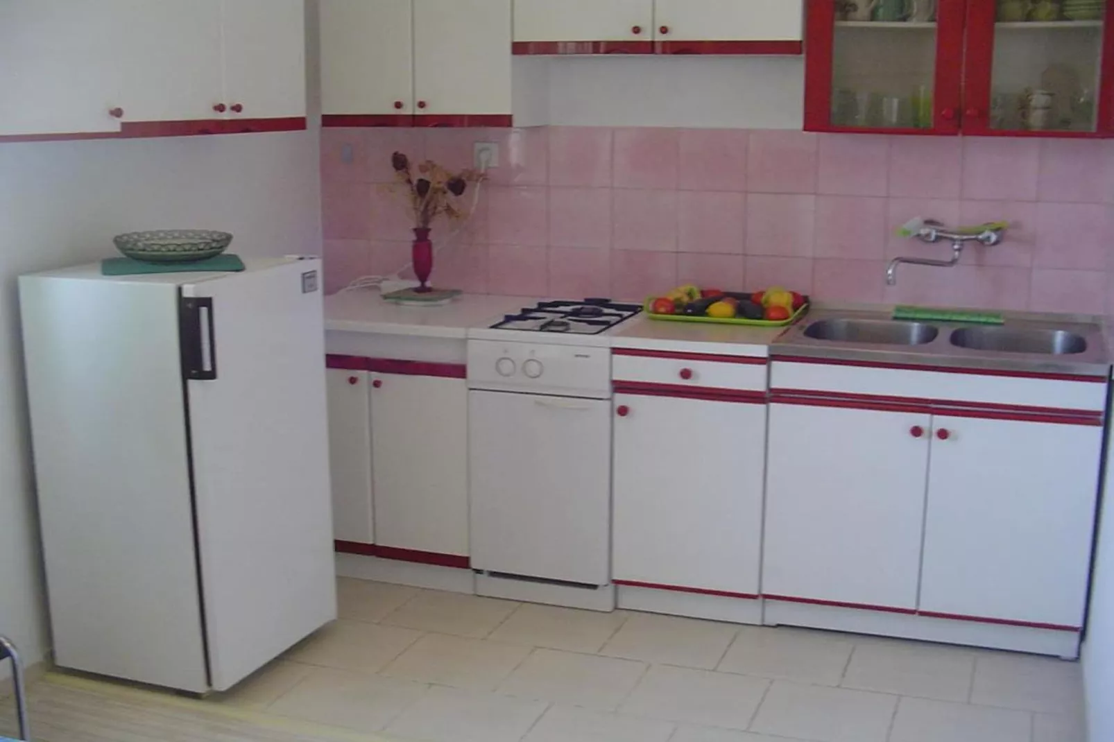 Apartments A&N Pakoštane - One Bedroom Apartment with Sea View and Balcony (A1)