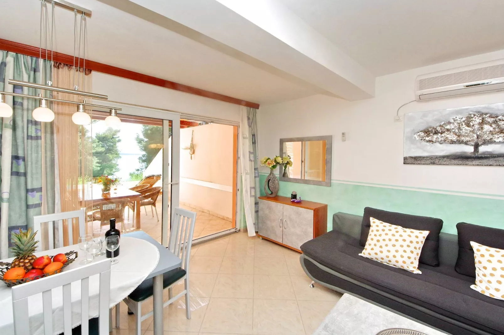 Seafront Apartments Deveron - Two Bedroom Apartment with Balcony and Sea View (Hvar)