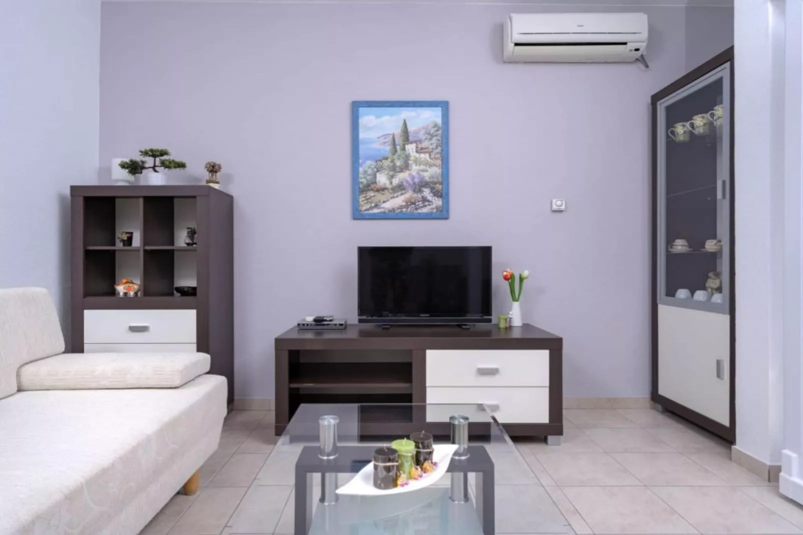 One Bedroom Apartment with Balcony and Sea View 2