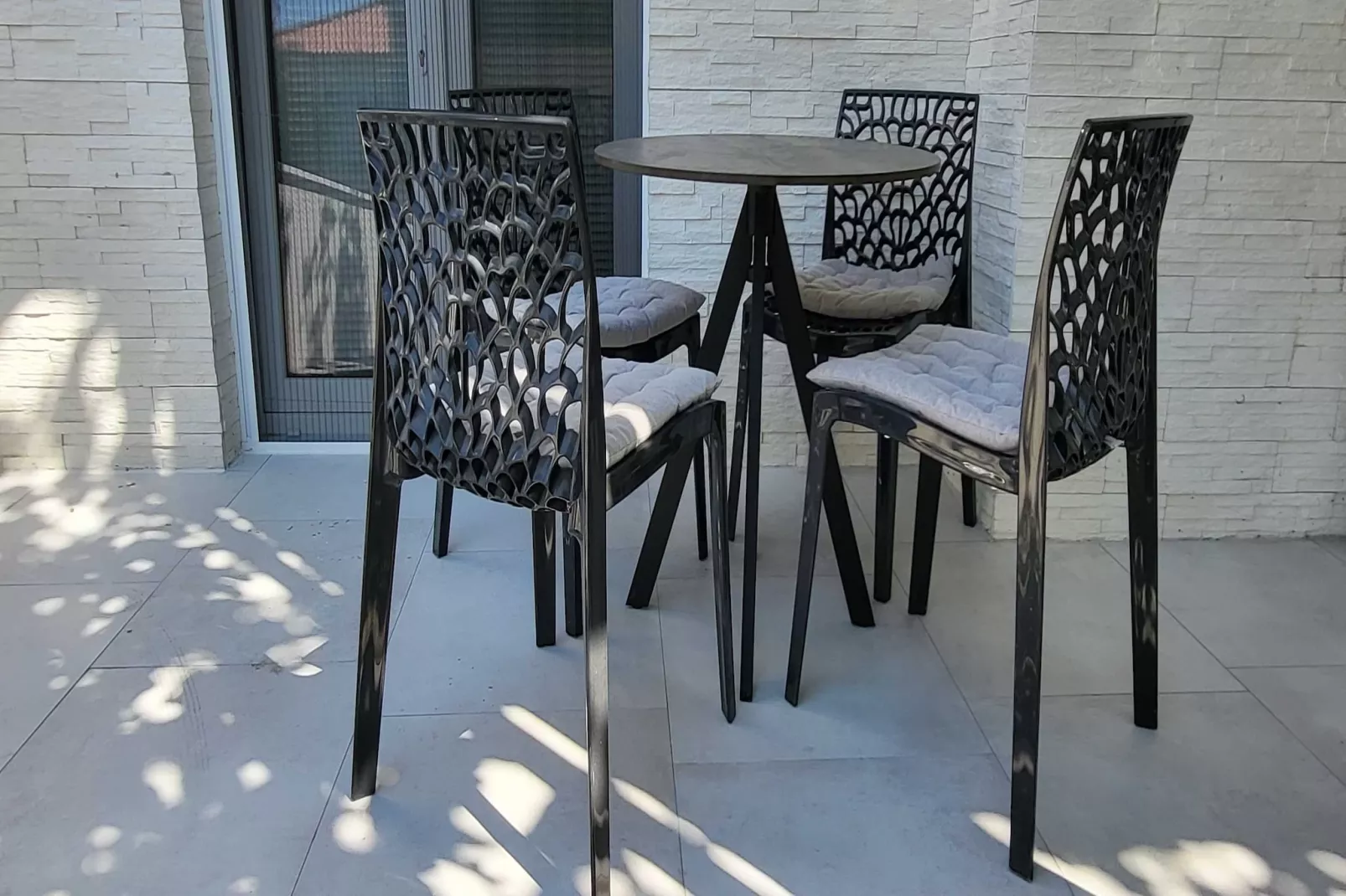 Apartments Ivankovic - One Bedroom  Apartment with Terrace