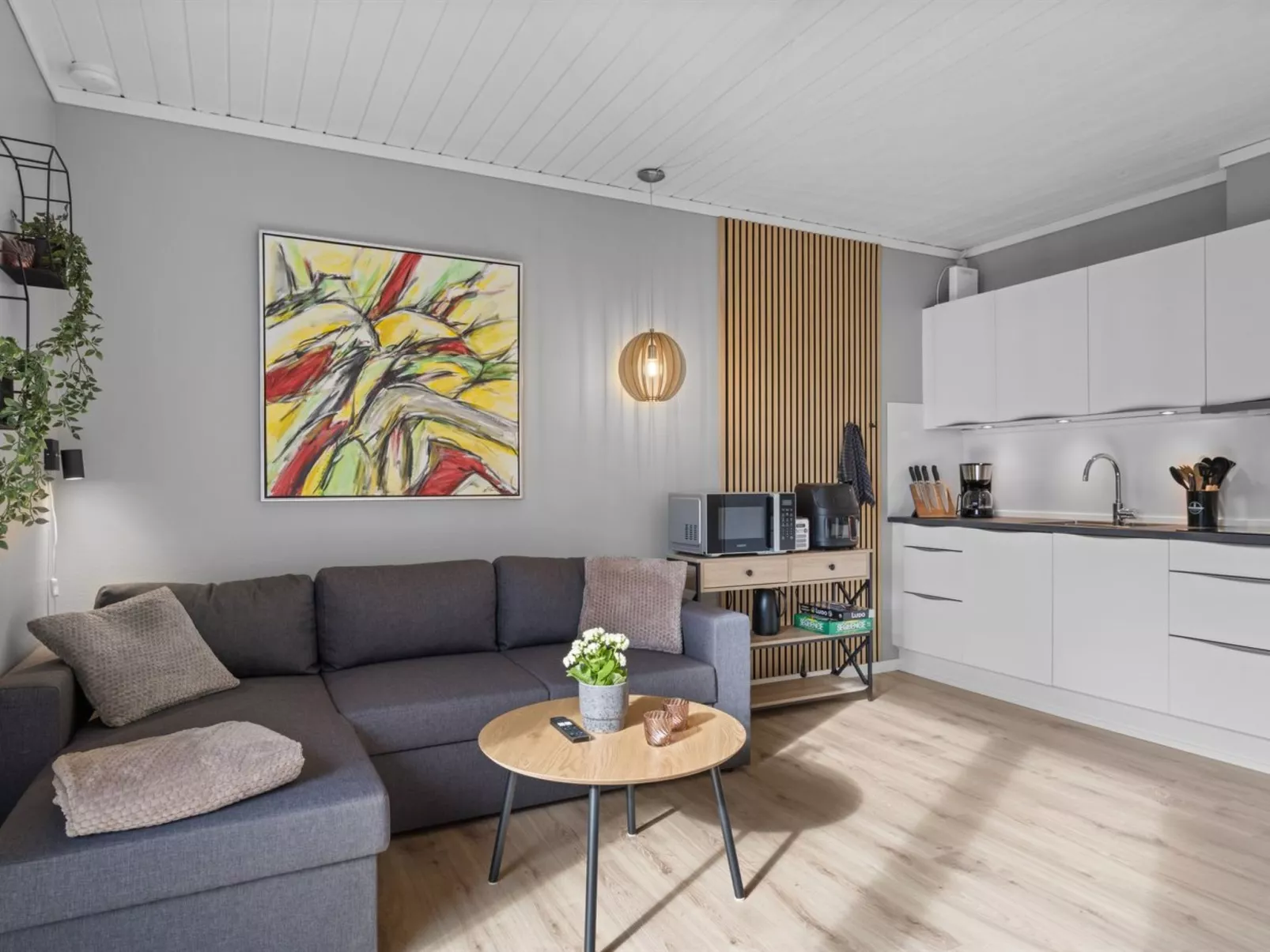 "Asfrid" - 80m from the sea