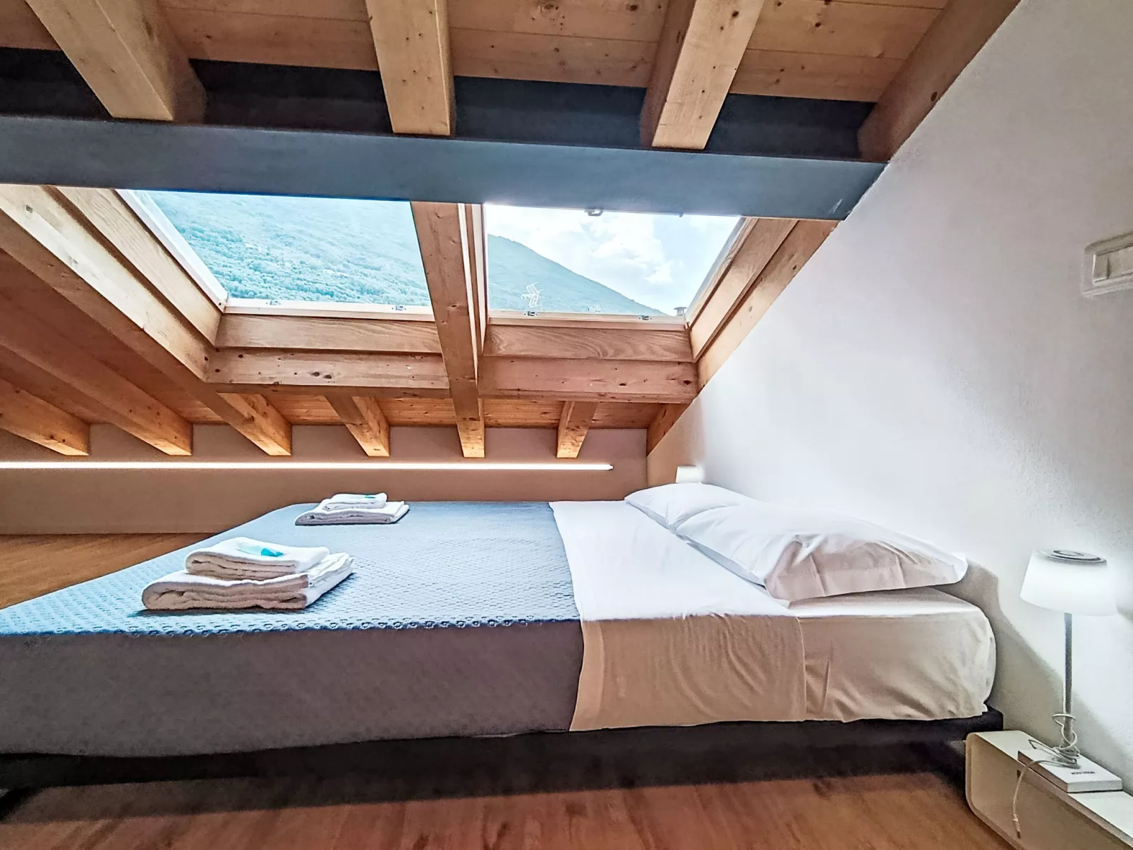 Vista Lago Consolini