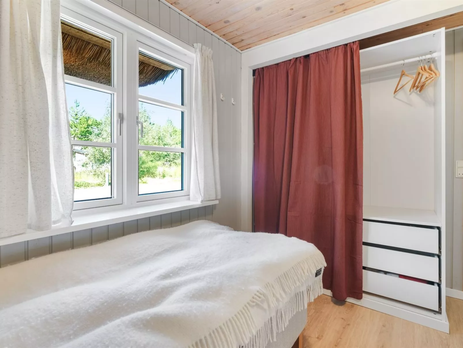 "Maike" - 3.7km from the sea-Binnen