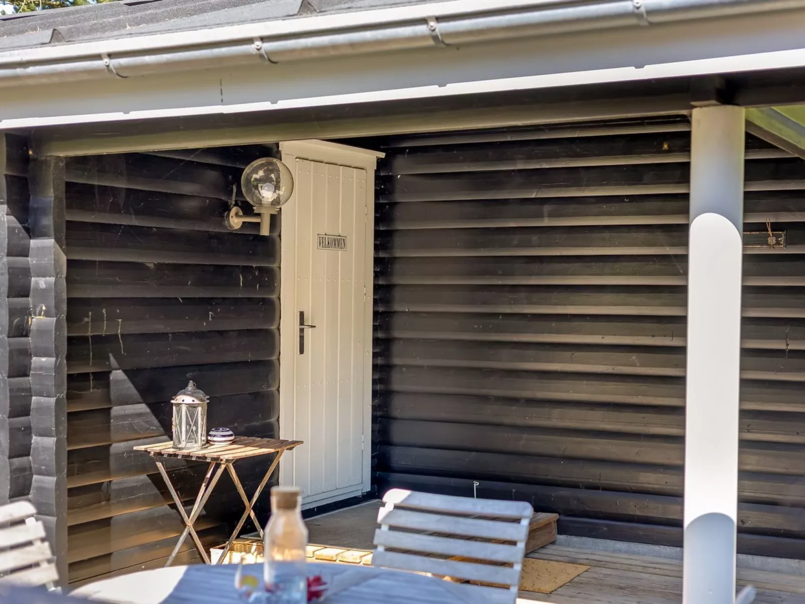 "Reinhardt" - 800m from the sea