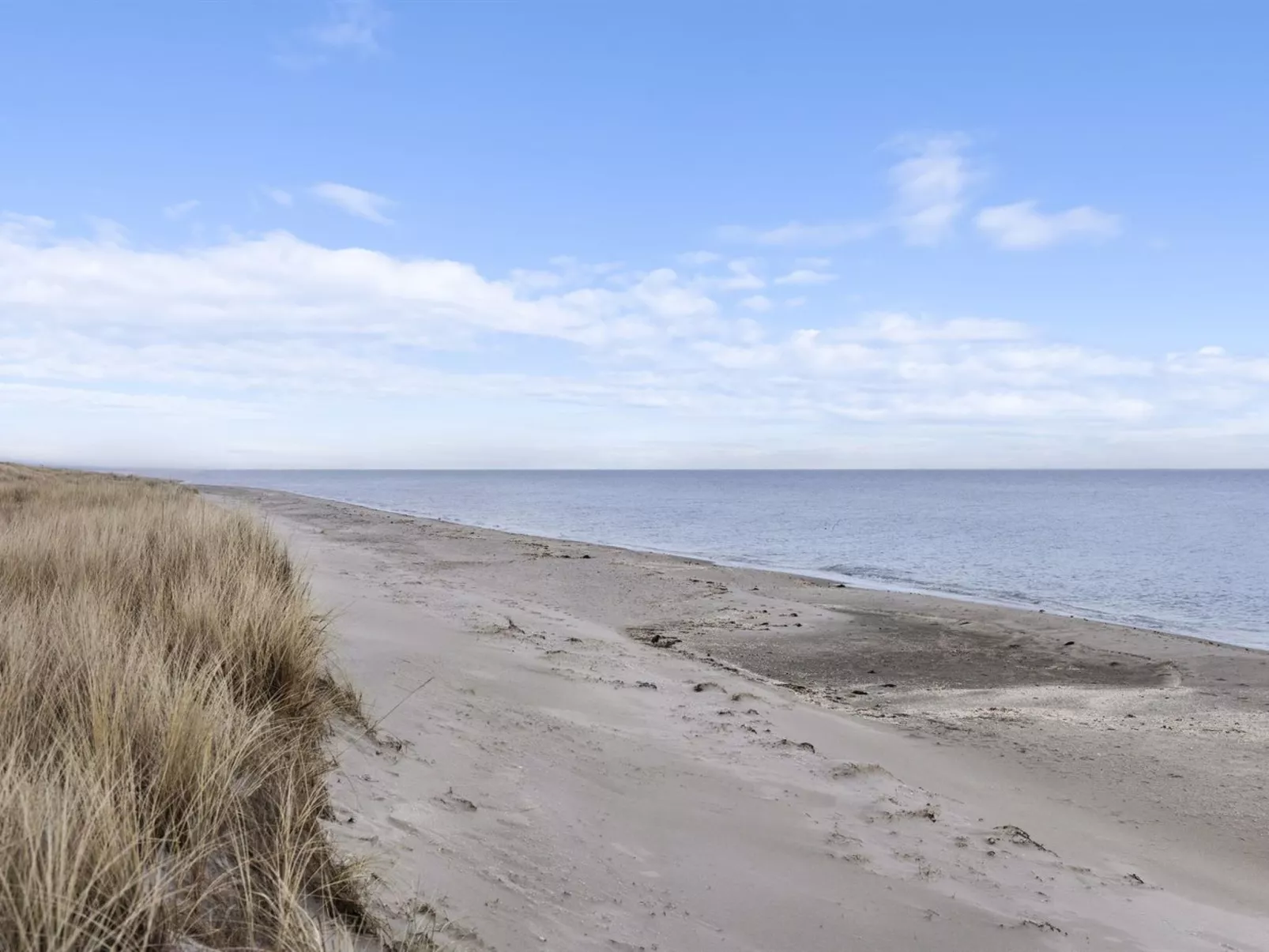 "Elaina" - 290m from the sea