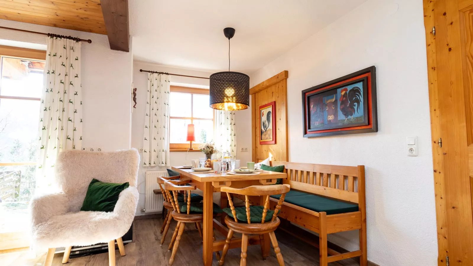 DAS Alpbach-Eetkamer