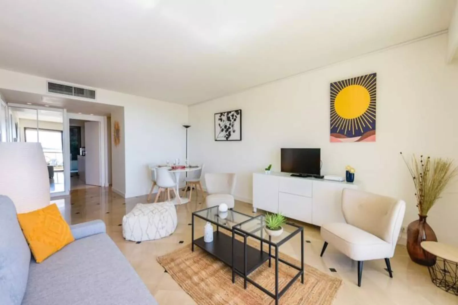 Résidence 2p Au Calme, Vue Mer, Piscine Et Garage.