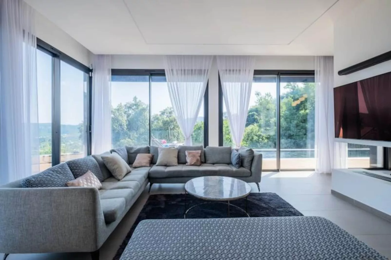 Résidence Maison D'architecte Avec Piscine Chauff&eacute;e & Sublime Vue Mer