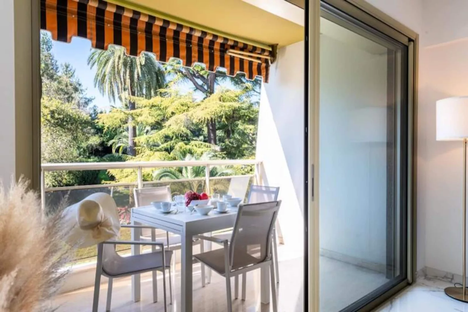 Résidence Spacieux 3p En Résidence Avec Piscine