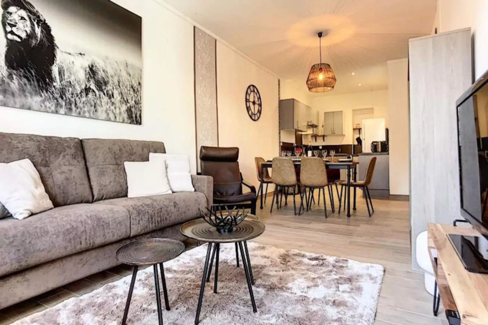 Résidence Cours Mass&eacute;na Sur Le March&eacute; Proven&ccedil;al