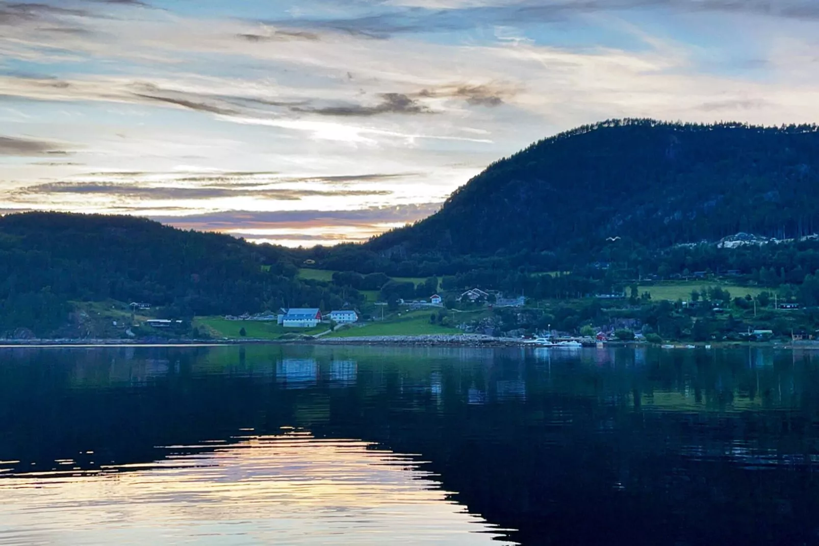 8 persoons vakantie huis in Snillfjord-By Traum-Waterzicht