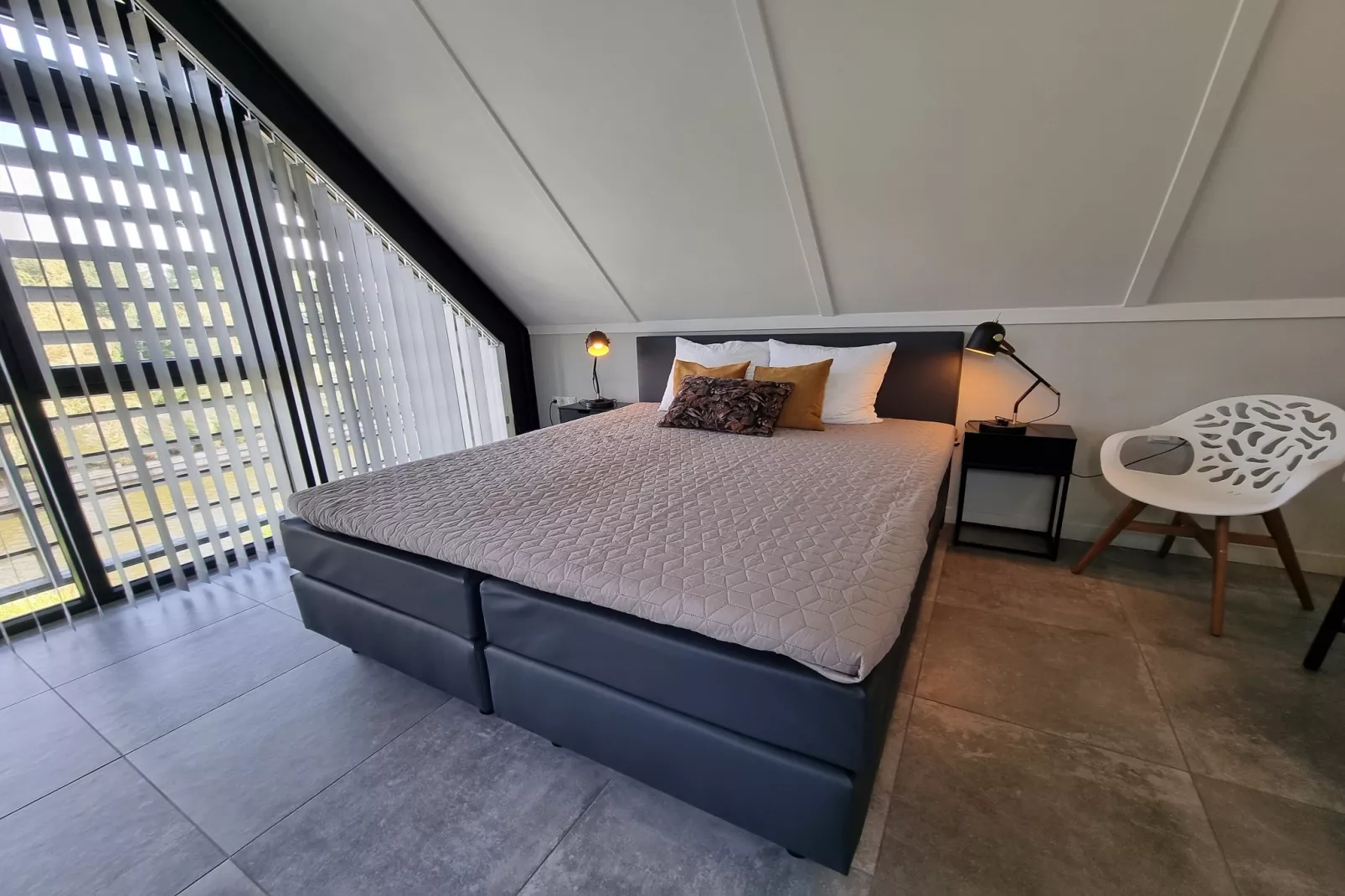 Watervilla Twa-Slaapkamer