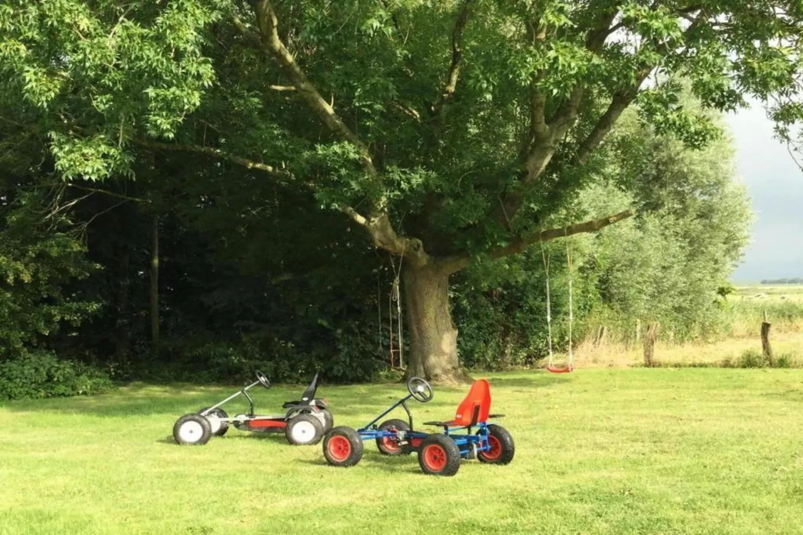 Fischerhütte-Buitenkant zomer