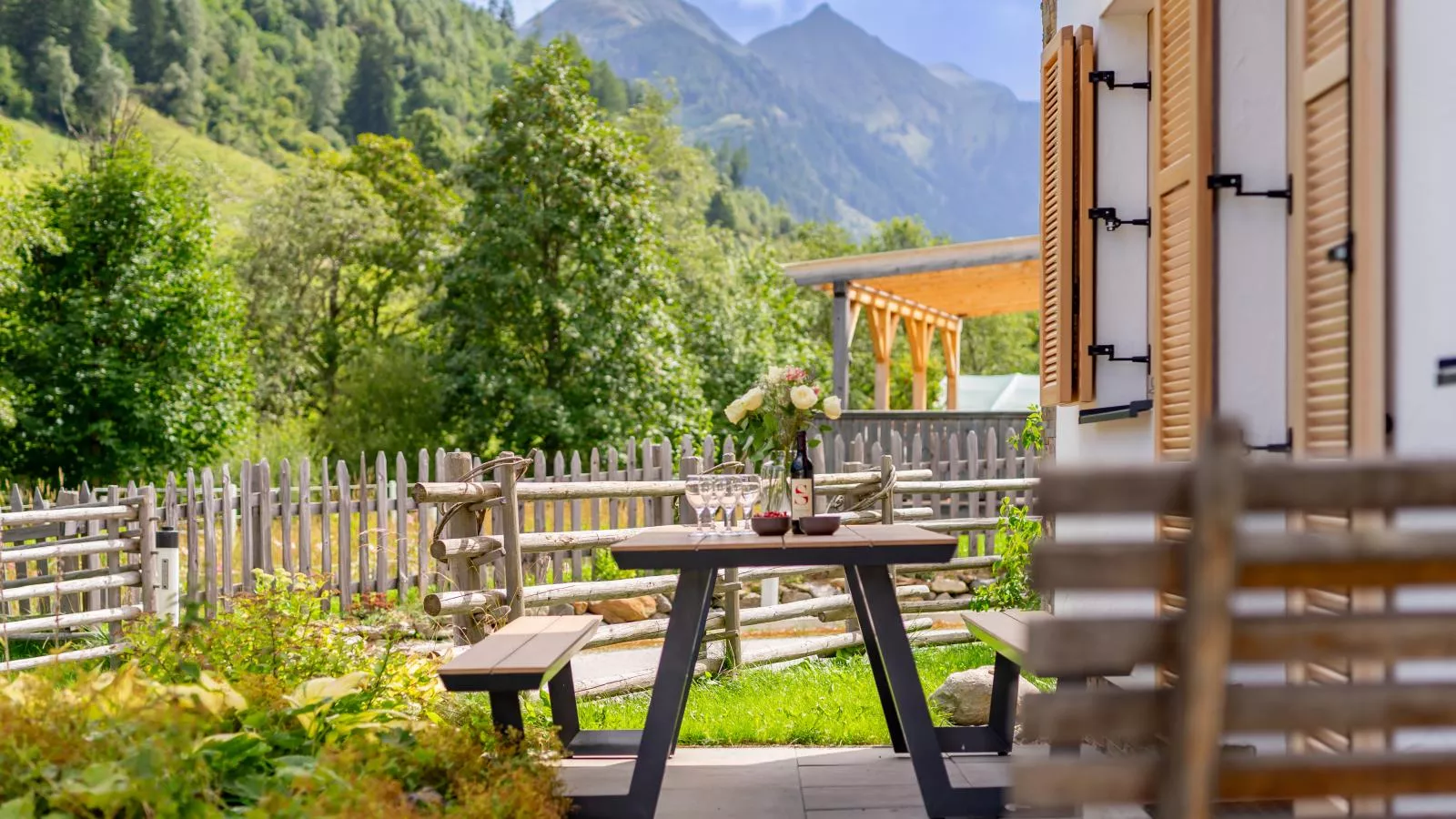 Donnersbach Lodge-Terrasbalkon