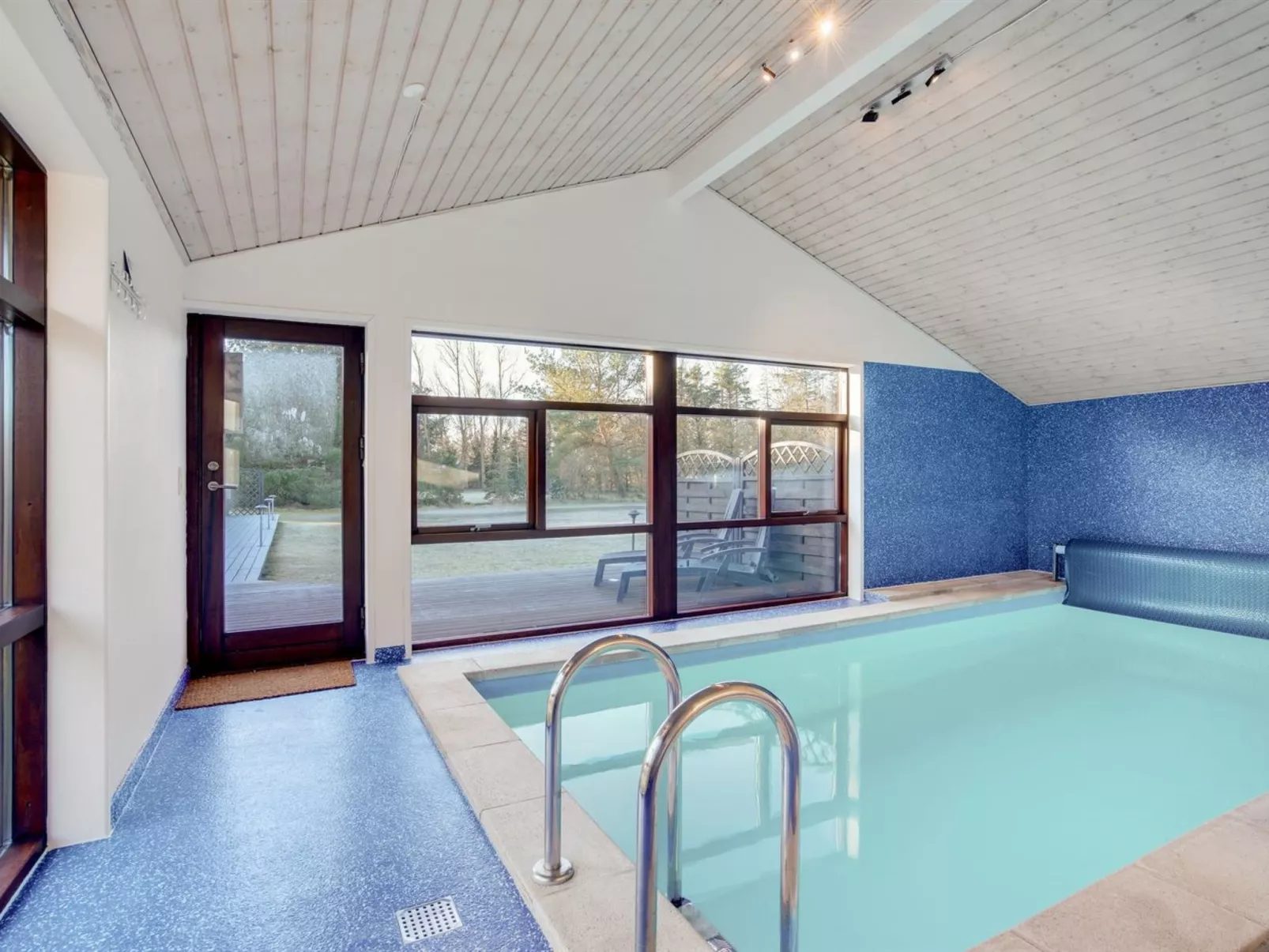 "Sirpa" - 1km from the sea-Buiten