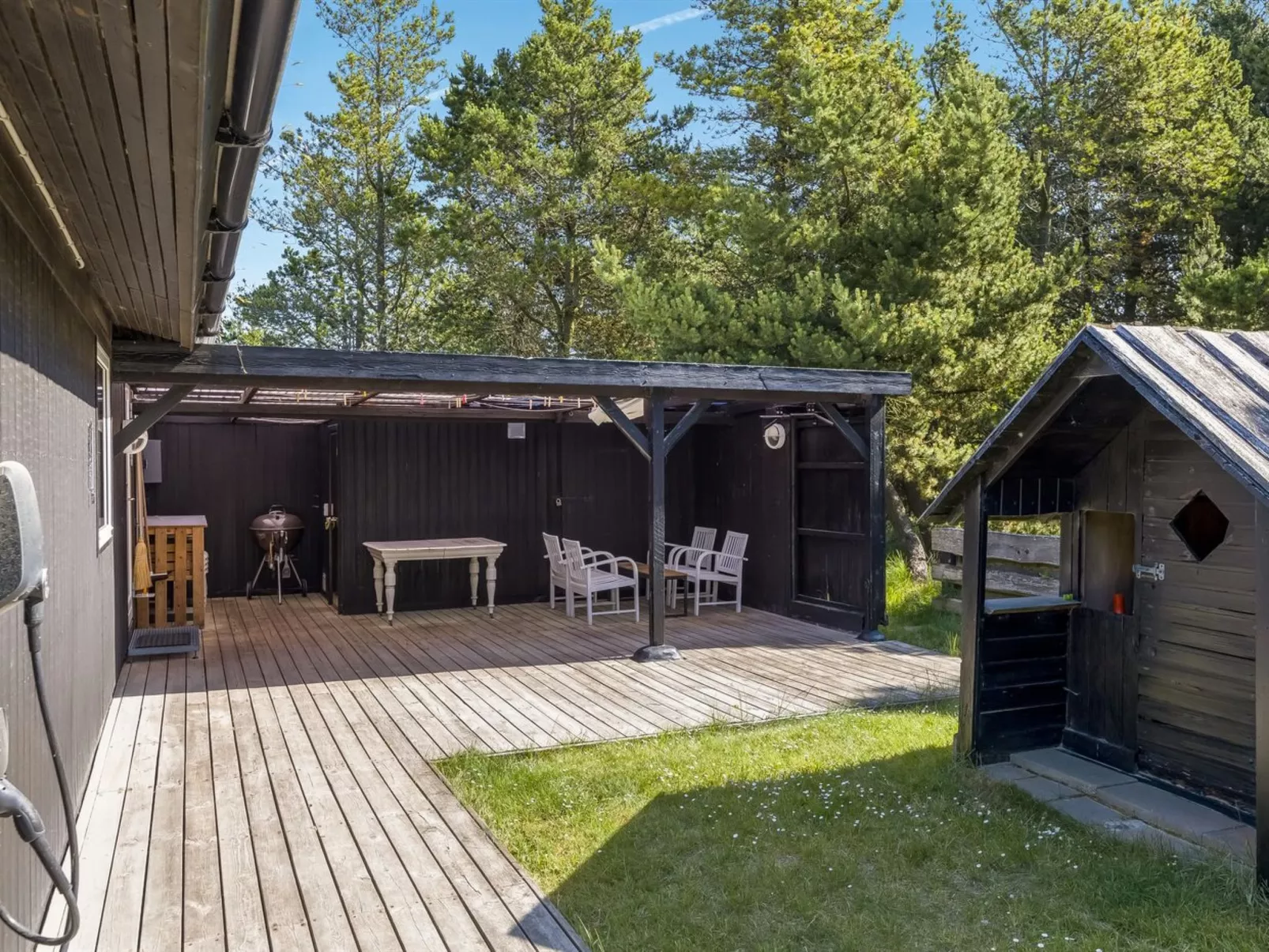 "Elin" - 3km from the sea-Buiten