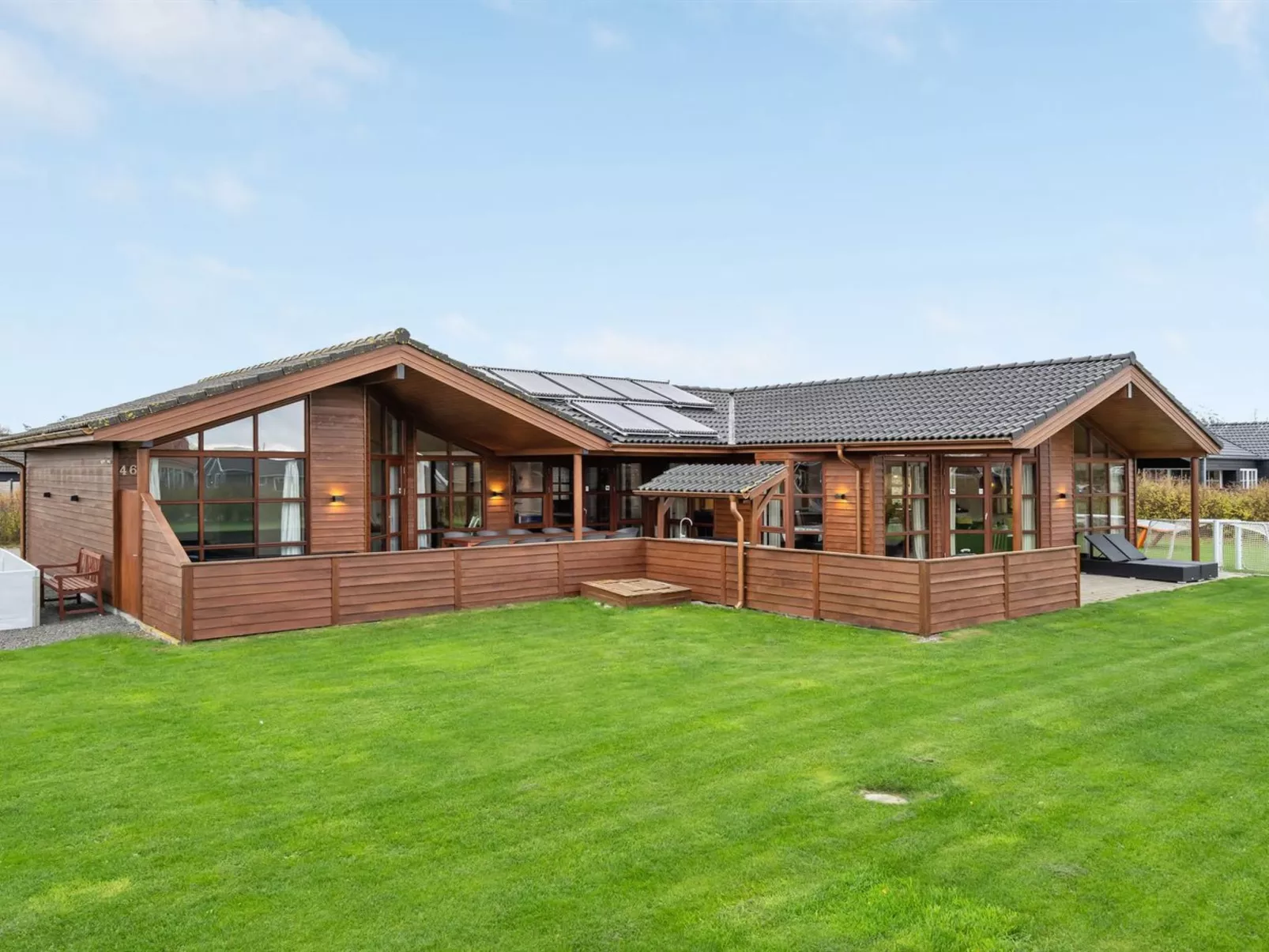 "Niela" - 800m from the sea-Buiten