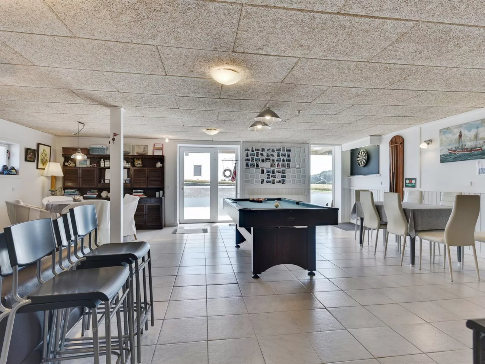 "Henne" - 2.5km from the sea-Binnen