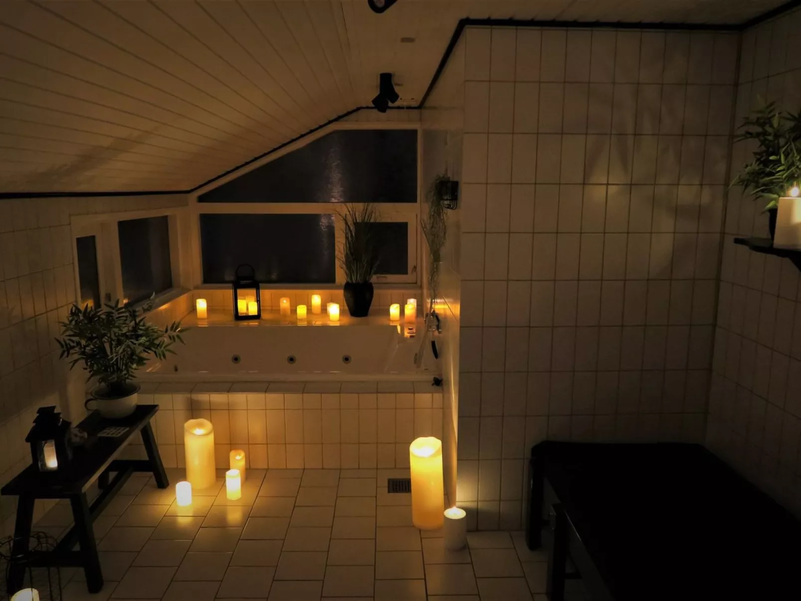 "Elayne" - 3km from the sea-Binnen