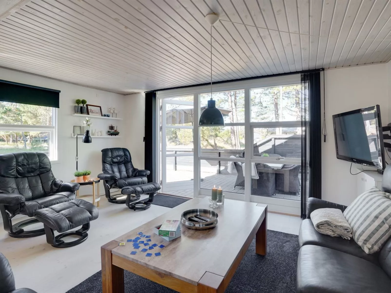 "Gottfrida" - 2km from the sea-Binnen