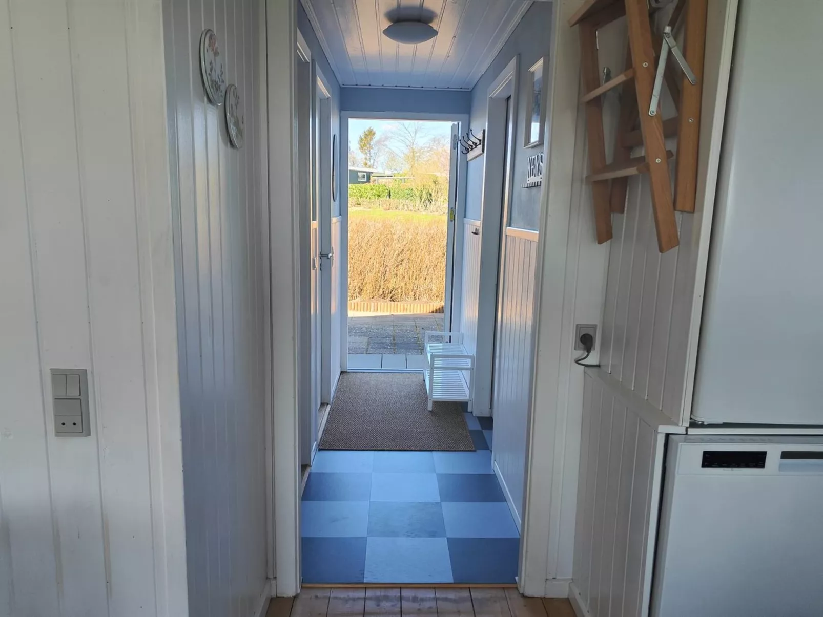 "Silka" - 250m from the sea-Binnen